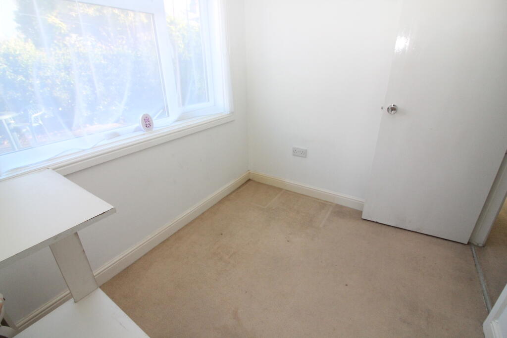 Bedroom 1  2  T202601051318.jpg