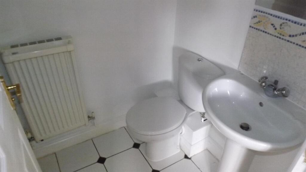 En Suite Shower Room