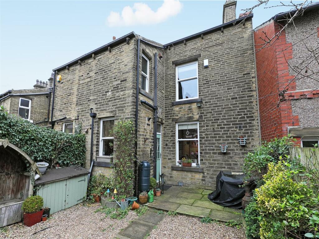 34 St Albun&#39; Aue._05. Photoneg.co.uk.jpg