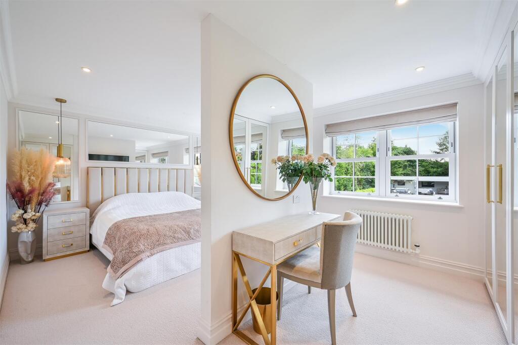 GREEN CURVE, 20- (13).jpg