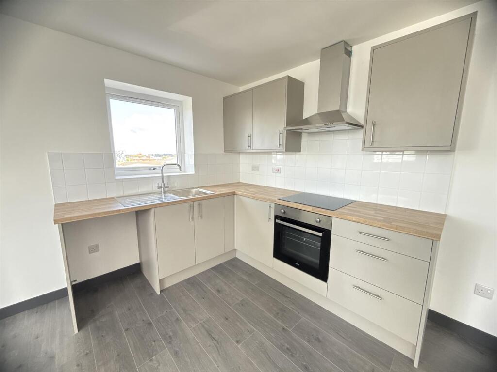 Flat 16 pent -7.jpg