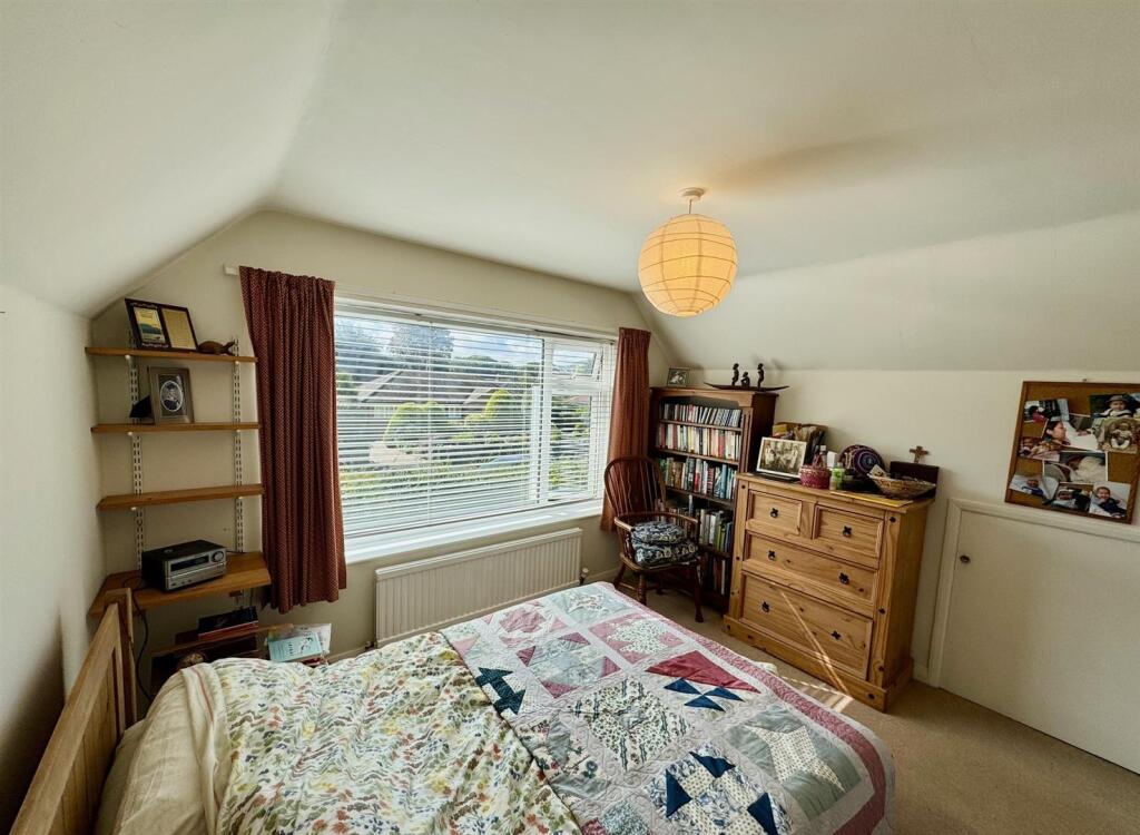 Bedroom 3.jpg