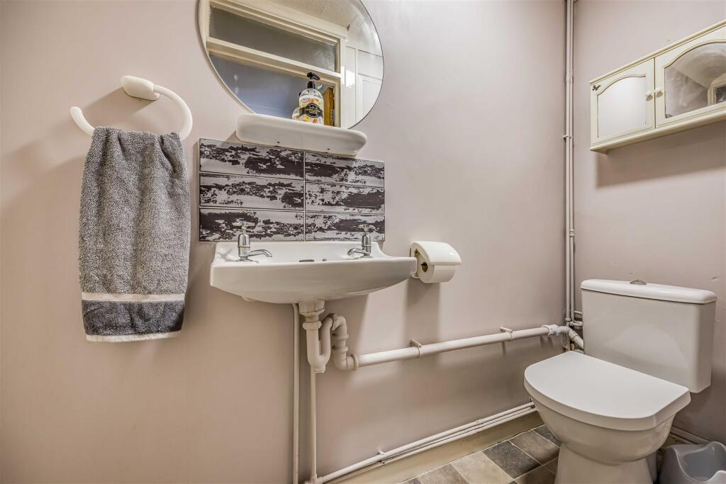 117 Old Rectory Road, Farlington-Small-PorticoMark