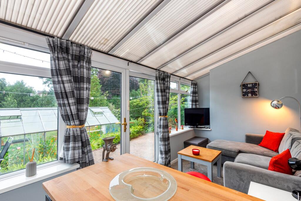 Conservatory / Utility Area