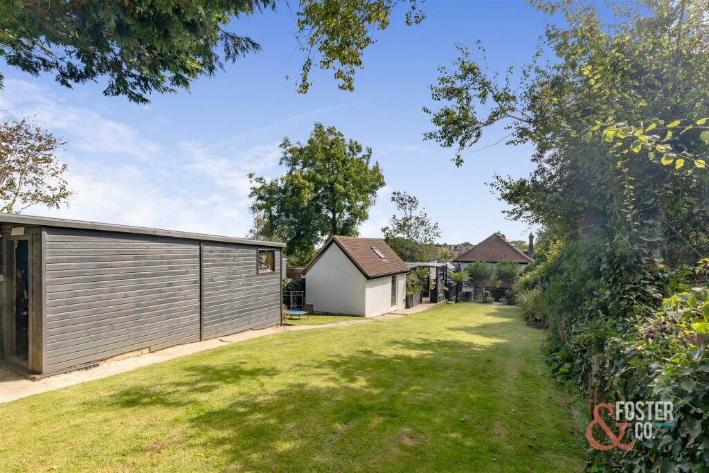 Redhill Drive 33-23.JPG
