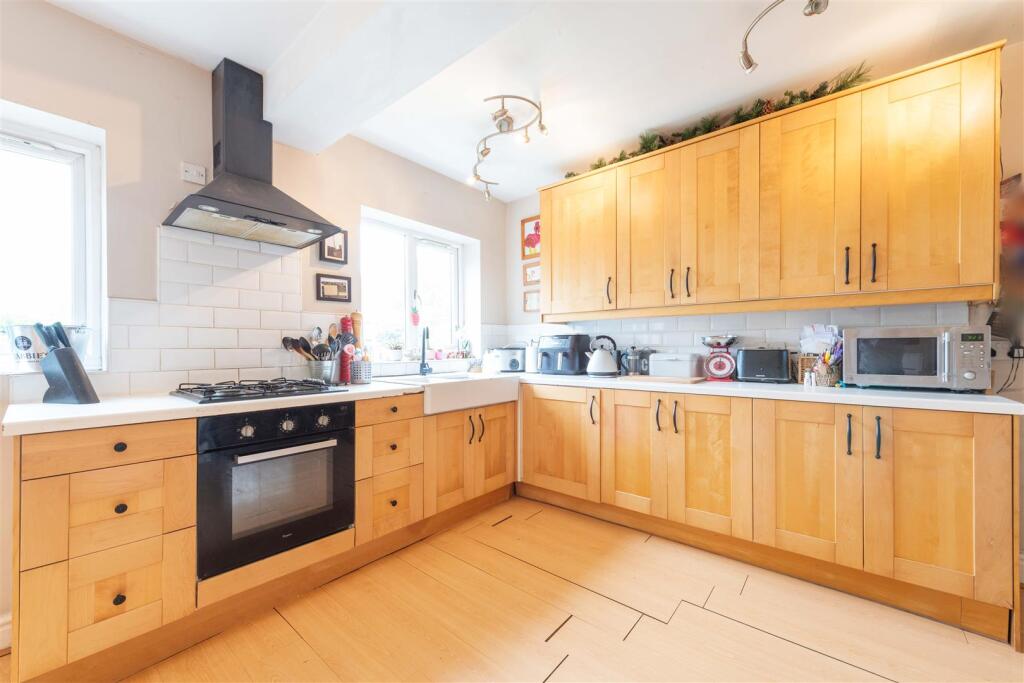 15 Meadow Grove, Solihull, B92 7JD_0195.jpg