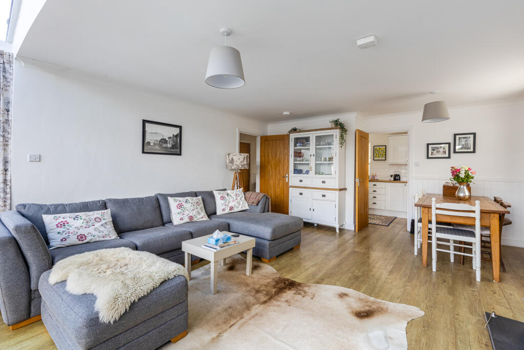 A12 - 1 Crokers Way, Ipplepen - 250723