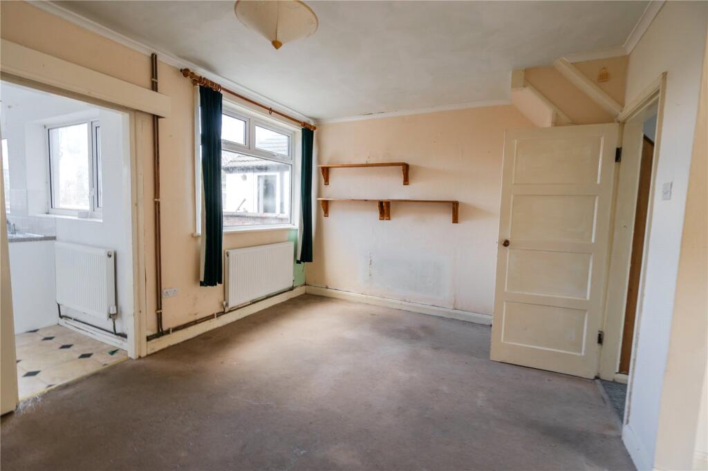 Living/Dining Room