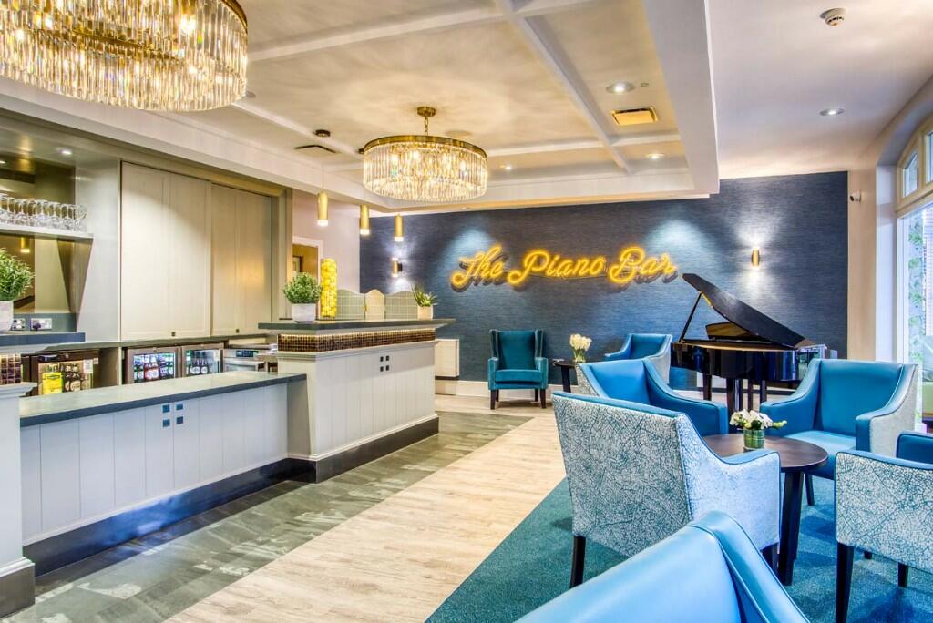 Piano Bar 