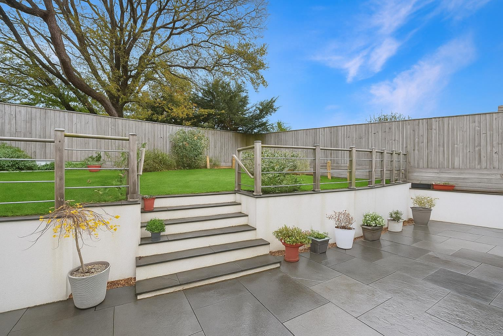 Rear Patio Up To Garden.png