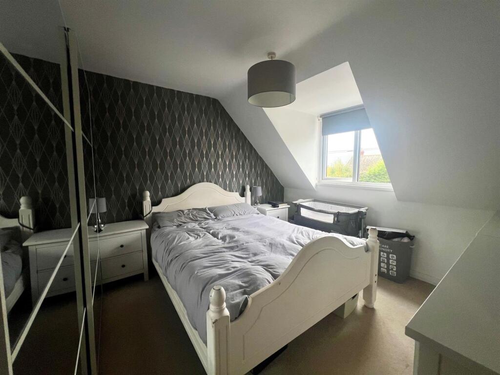 Bedroom One.jpg