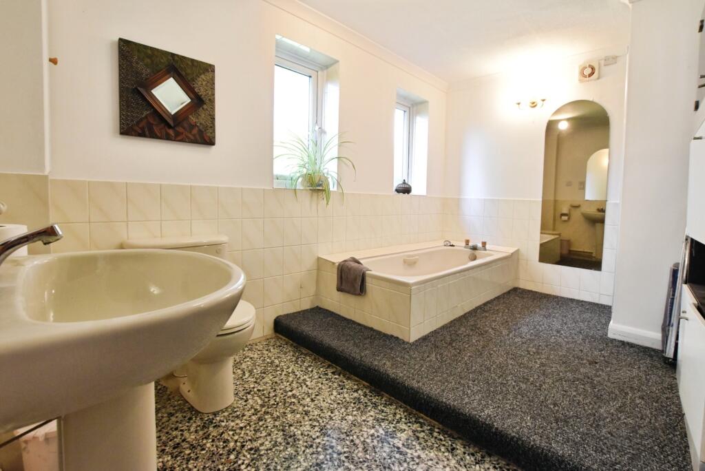 Ground Floor Bathroom