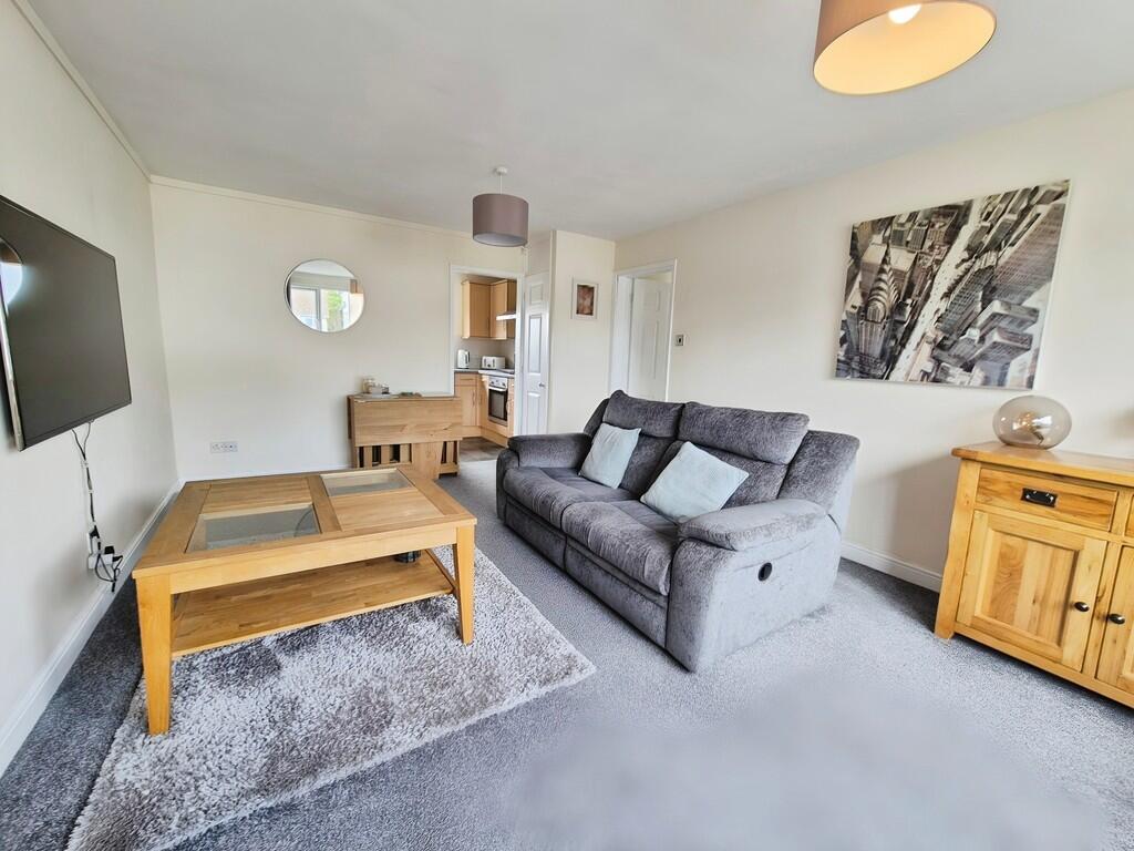 cb17f5c9-10000285...