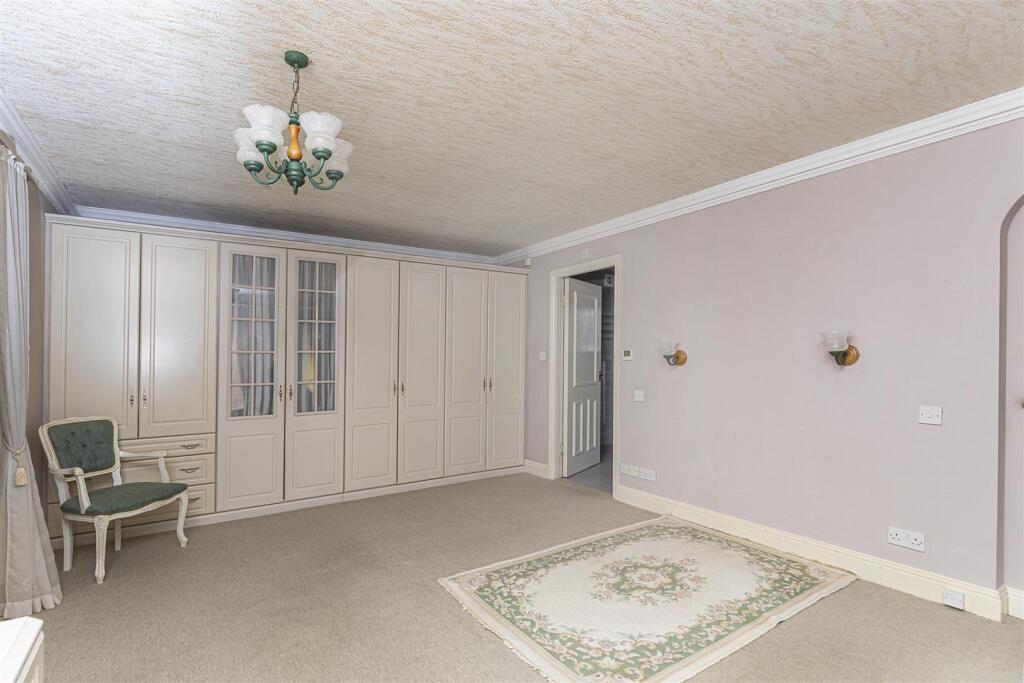 Bramleys Estate Agents - Butternab Road - Beaumont