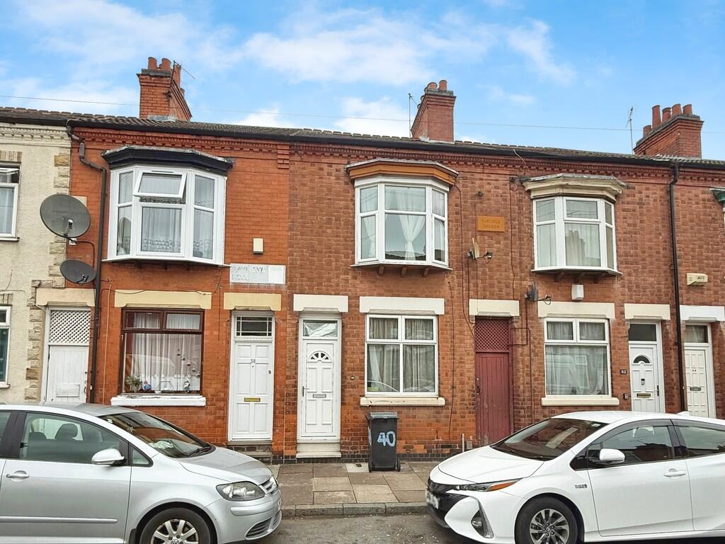 ef379137-IMG_0999...