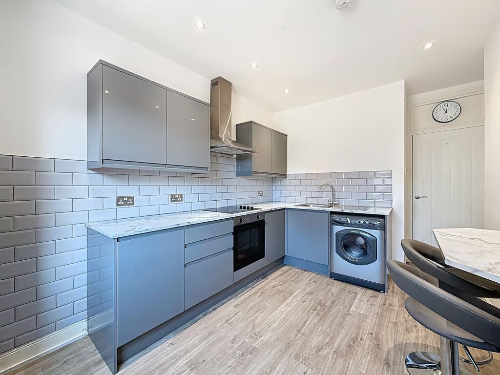 Kitchen / Breakfast Room