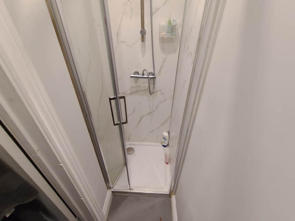 Ground floor bathroo