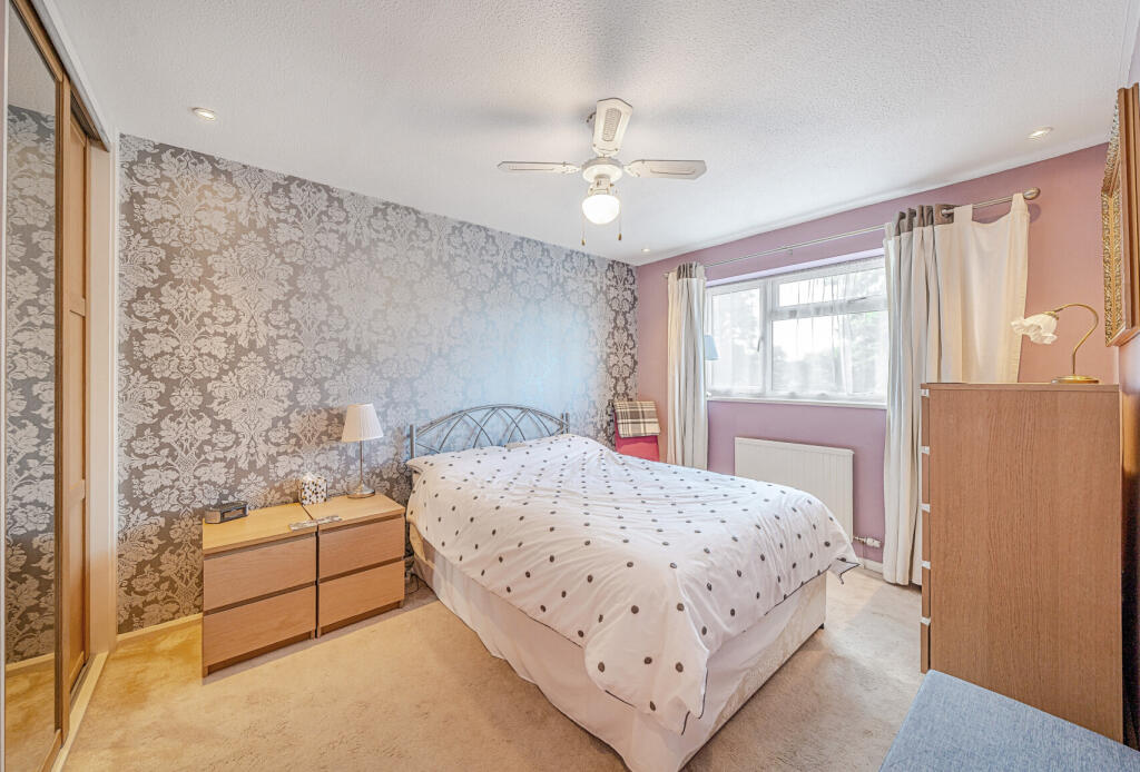 20-6823804261618-...