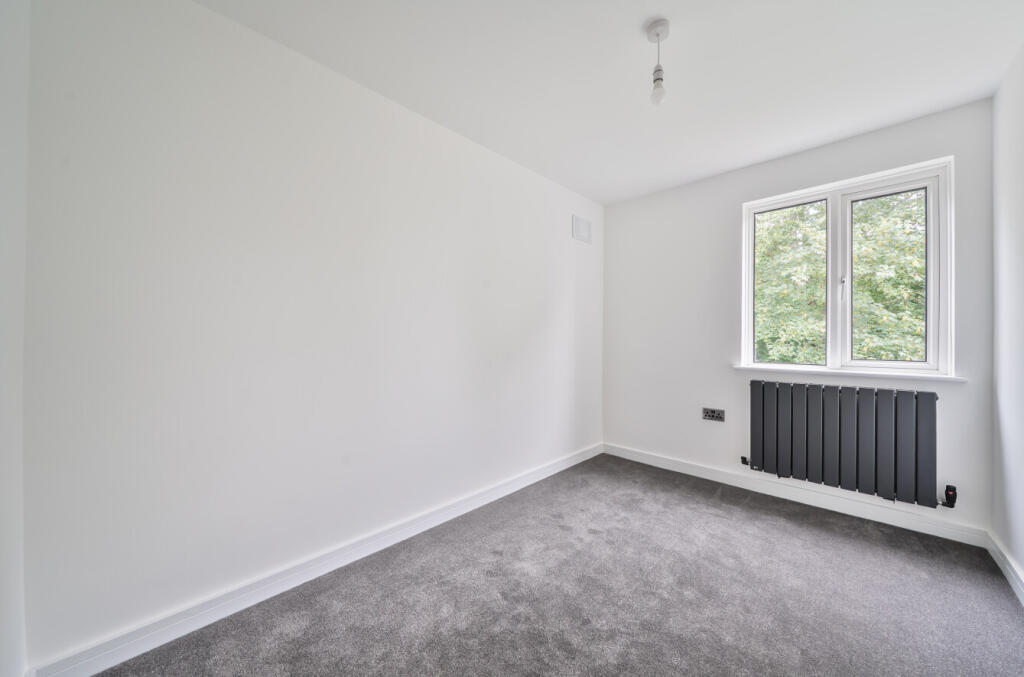 1318723-3-6864fb1...