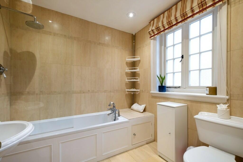 Hacheston Lodge -...