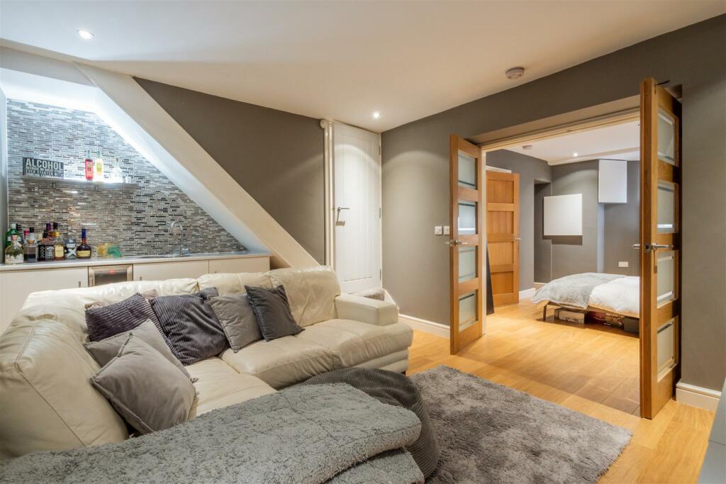 Sitting Room Aspect 3