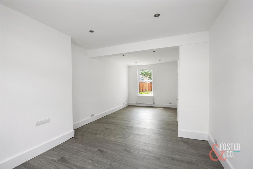 Wolesley Road 33-012.JPG