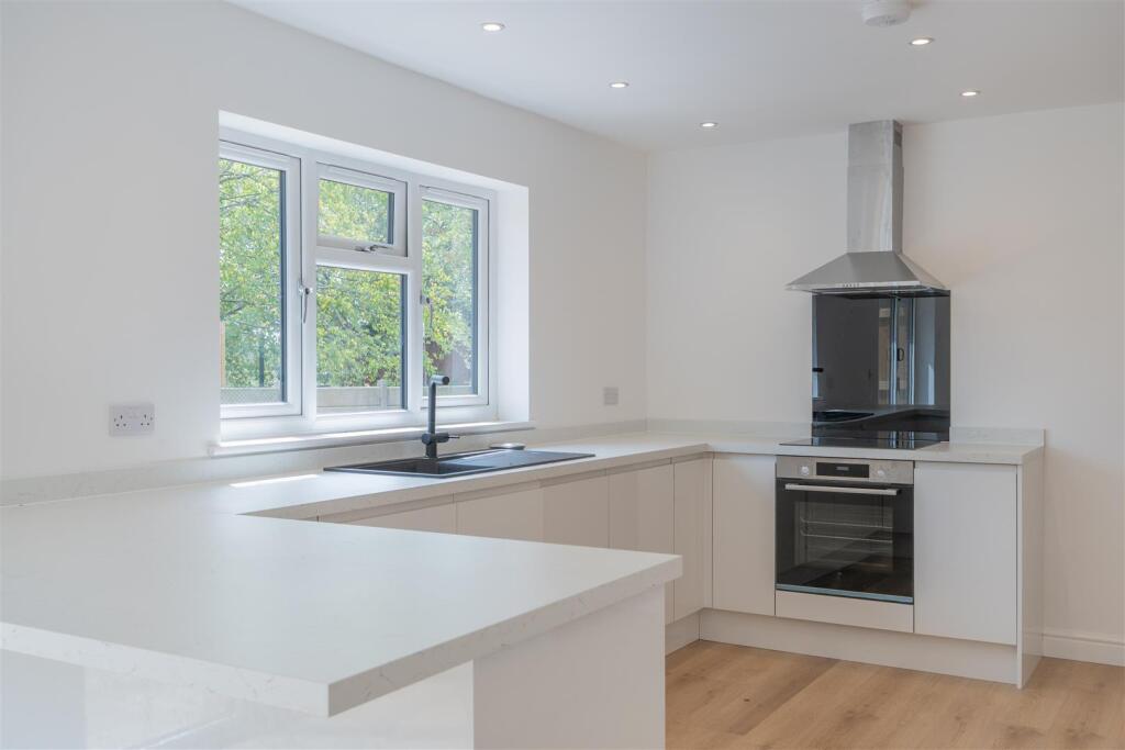 76 Chapel Street-3.jpg