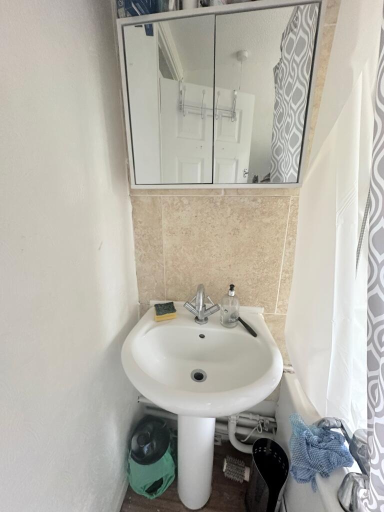 DE3C5B5A-6250-4E55-AEC8-034784EC0C4E (1)