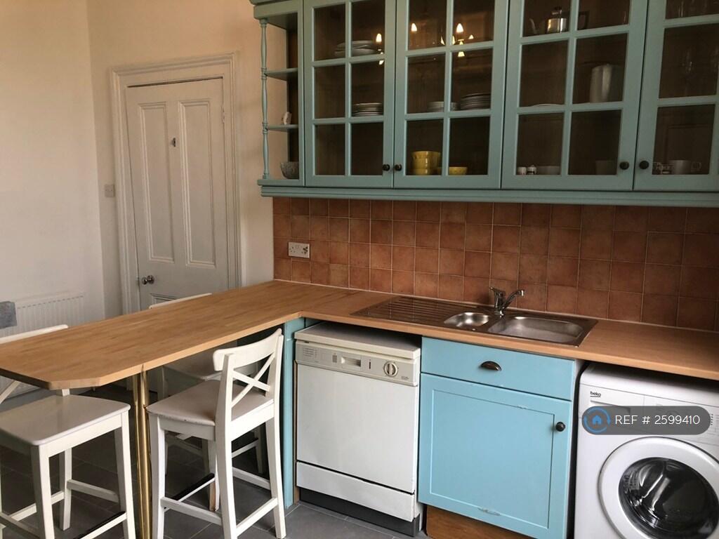 Kitchen w/m And d/w