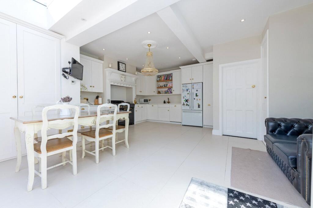 Kitchen/Family Room