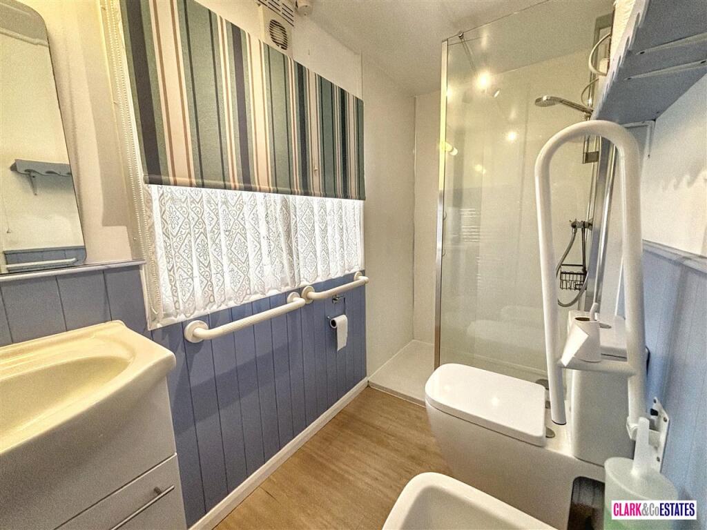 Modern shower room