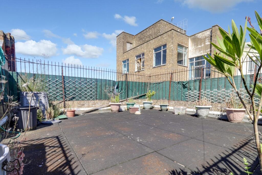 Roof Terrace (3)
