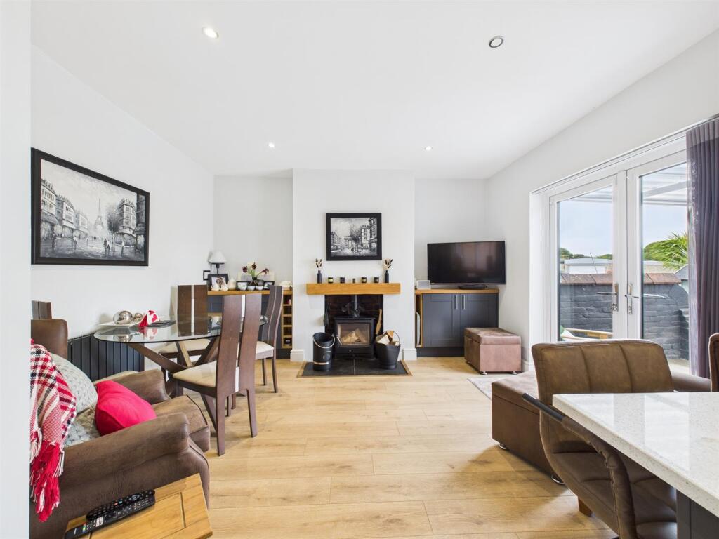 Living area: