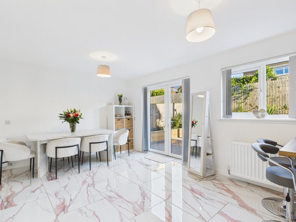 CAM05526G0-PR0066...