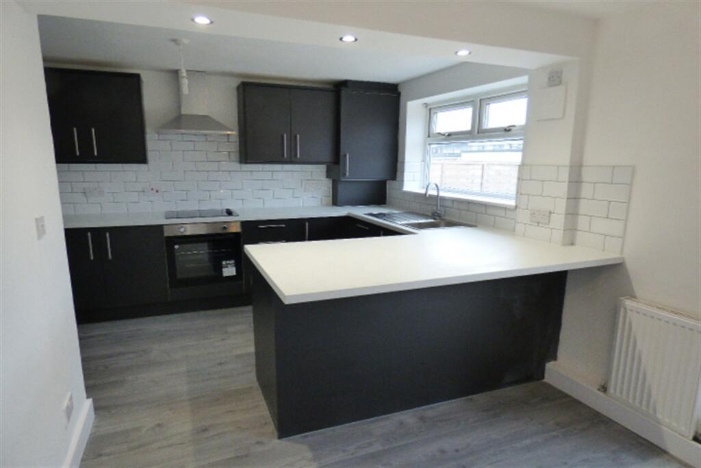 Dining kitchen