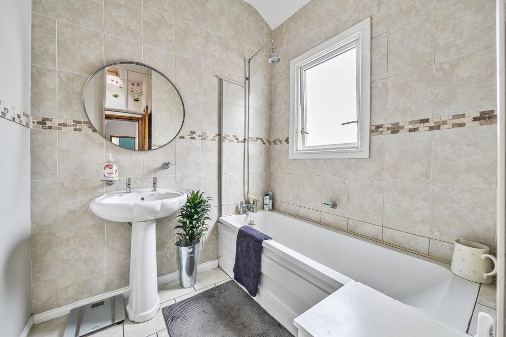 1327489-17-68820758d184a