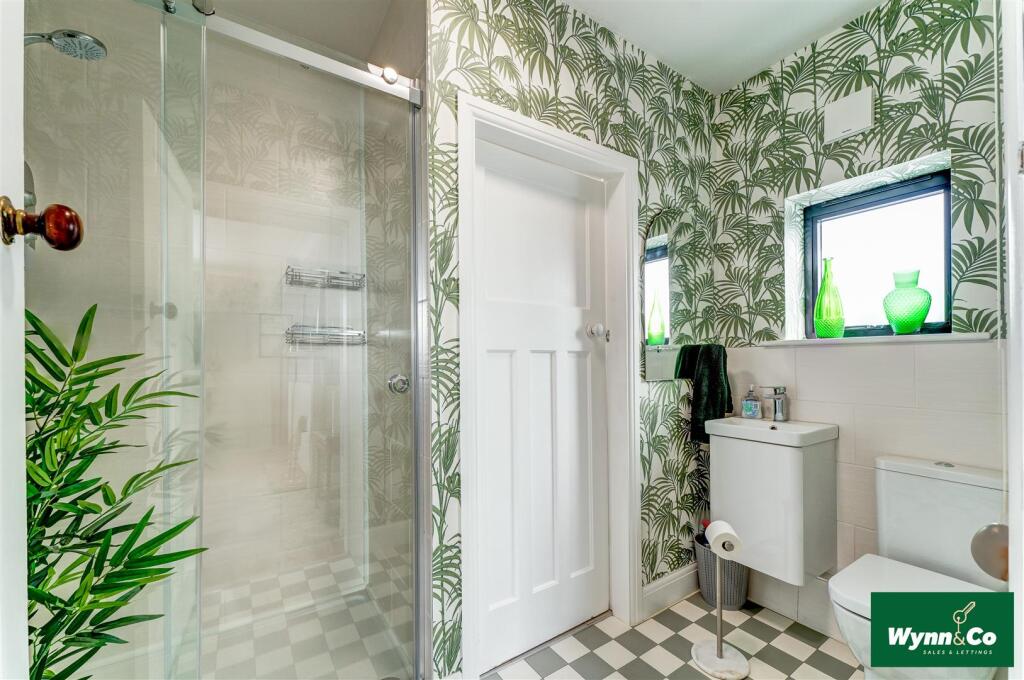 407 Aberford Road-1017L.jpg