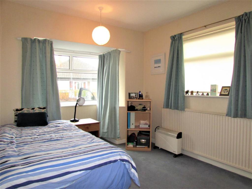 AlanAve85bed2.JPG