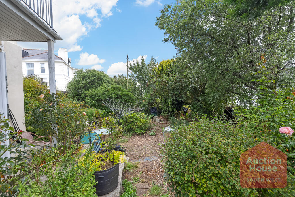 0032 T202508111207.jpg