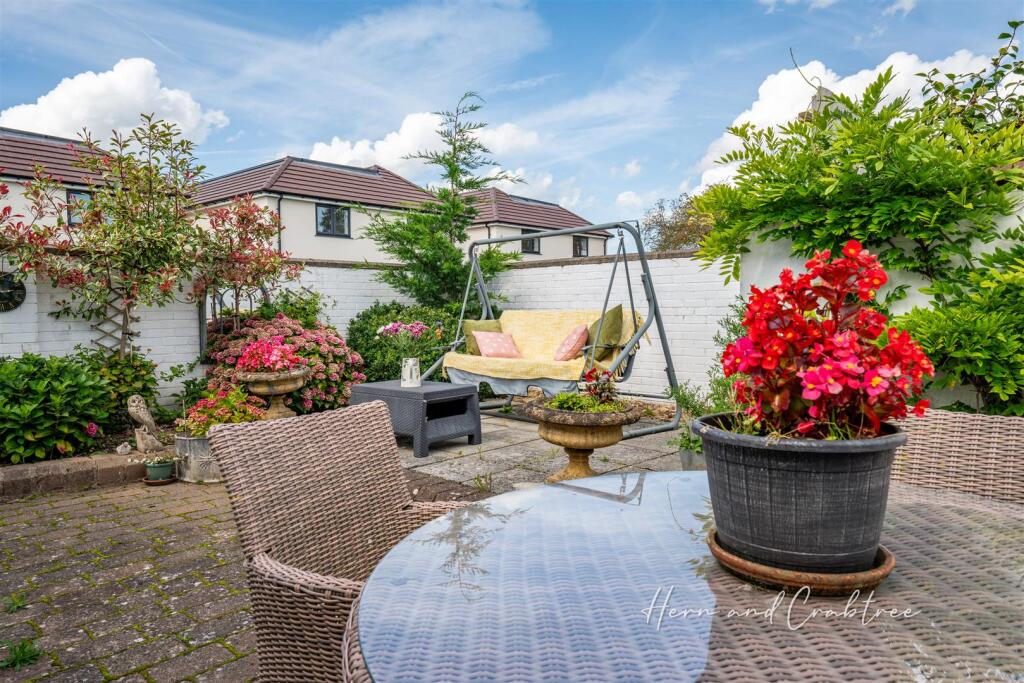 Wellfield Court, Marshfield, HernCrabtree (33).jpg