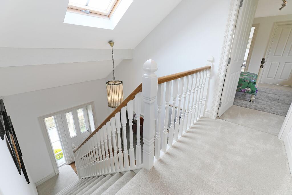 Foyer Landing