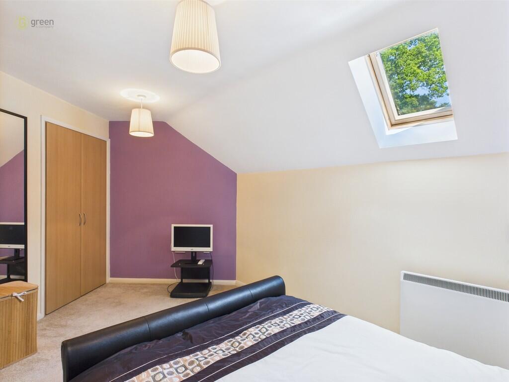 CAM04914G0-PR0134...