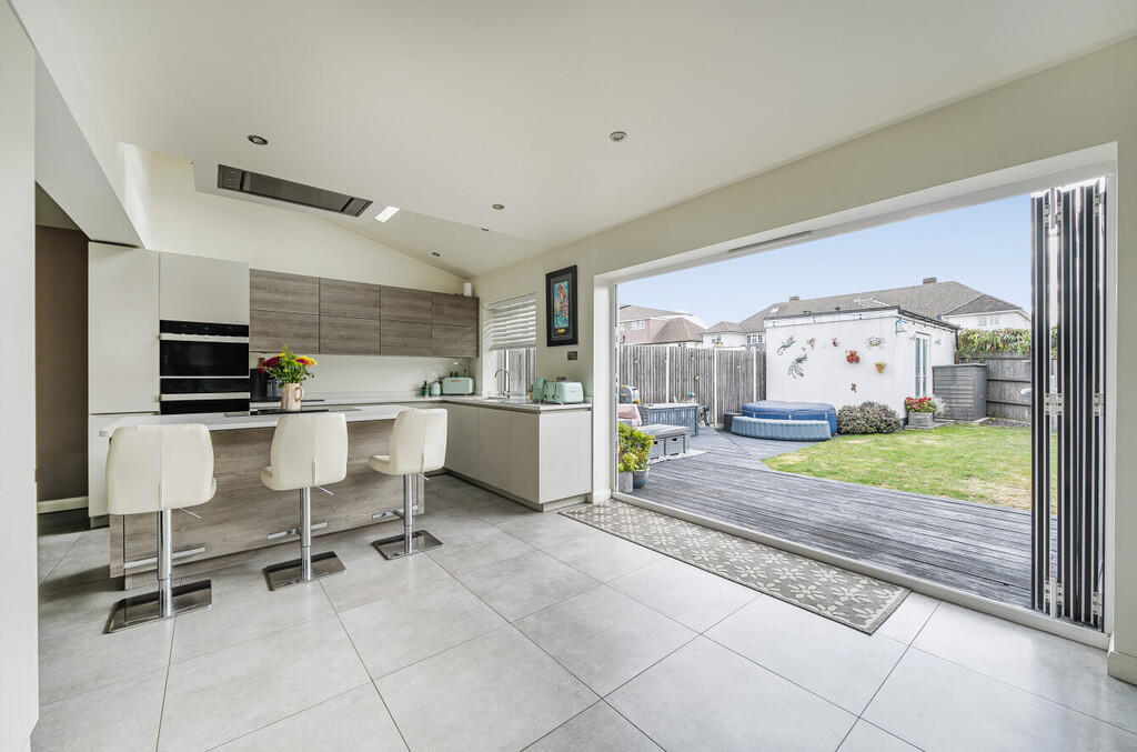 1342802-9-68a7403...