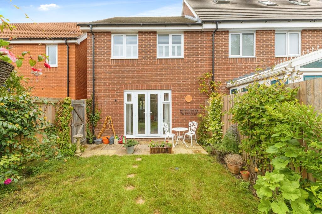 Enclosed Rear Garden