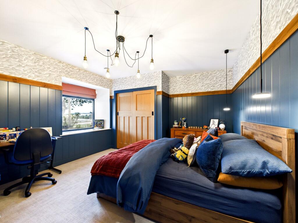 Bedroom 5