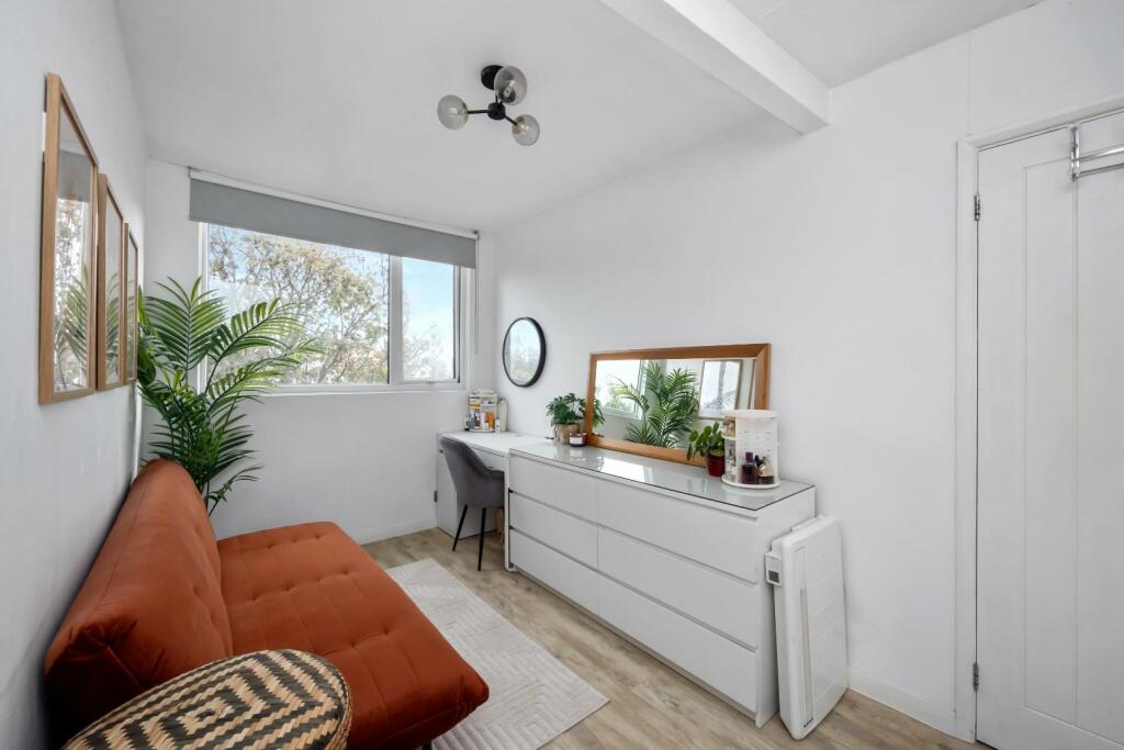 Seafield Road (1).JPG