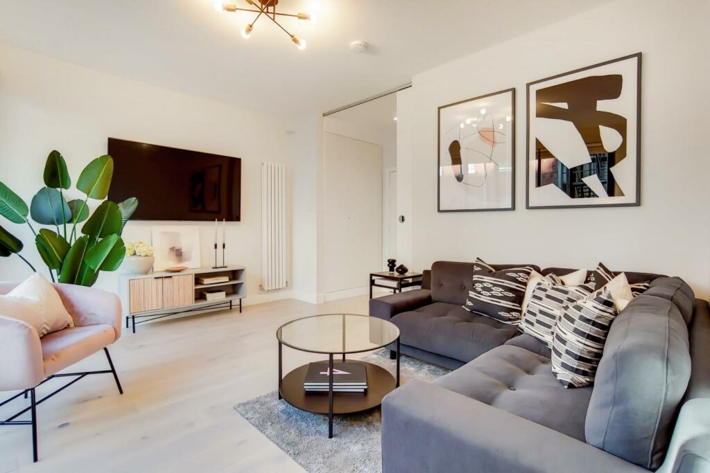 2_Kitchen-Reception-2.jpg
