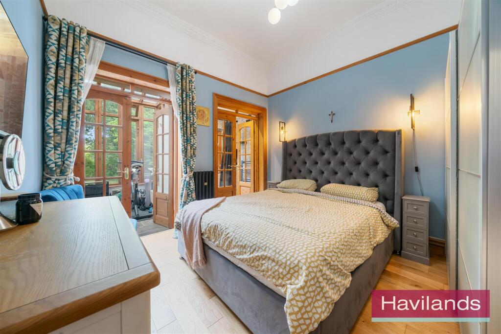 Eversley Park Road-19.jpg