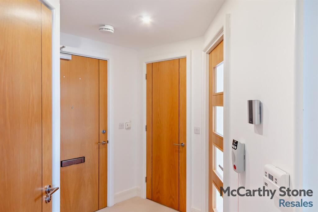 8635565-interior08-800.jpg