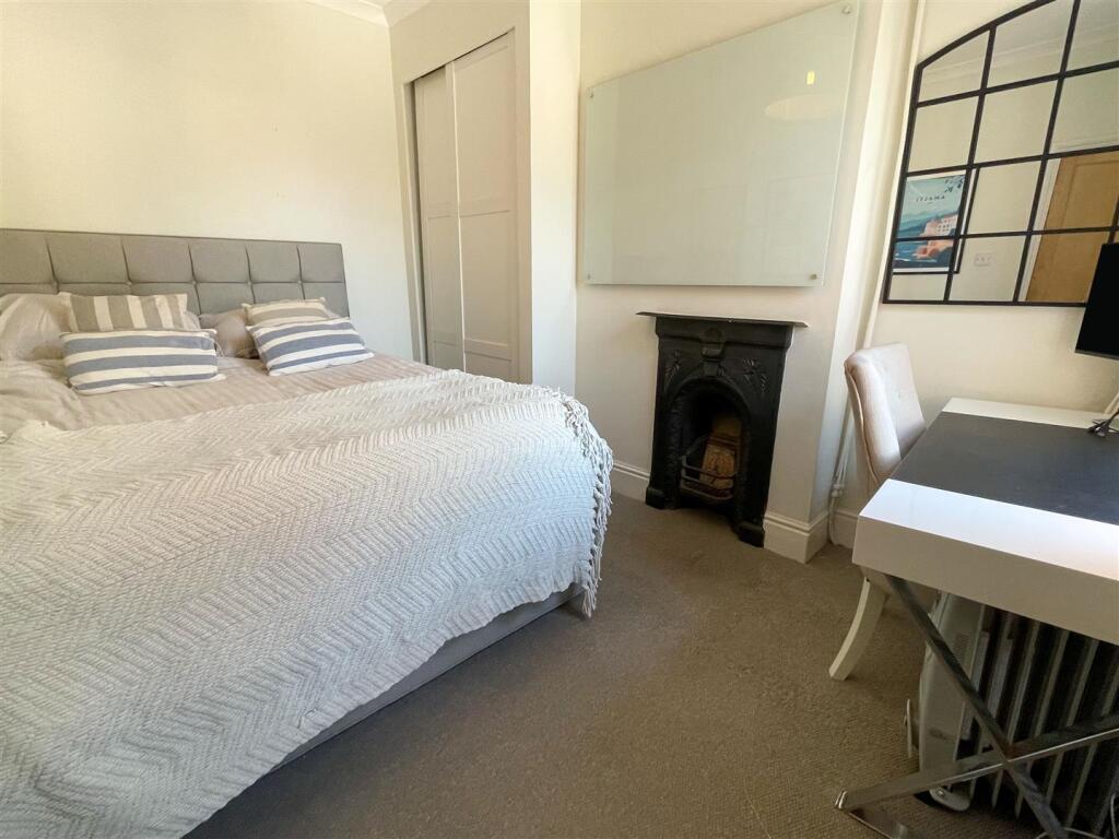 tlc_1a8ccbc5-f5cf-4422-bcdd-0524ced1910c_1407202.j